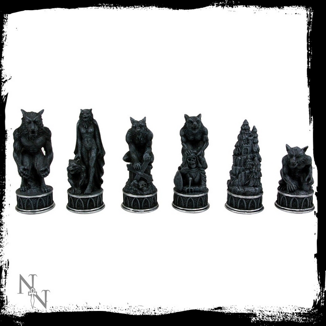  Nemesis Now Vampires & Werewolves Chess Set Chess Game standard  by Nemesis Now : Toys & Games